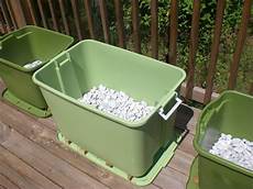 Large Rubbermaid Tote