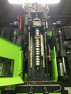 Right - Left Rotary Table Plastic Injection Machine