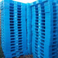 Stackable Plastic Pallets