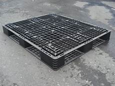 Standard Plastic Pallets