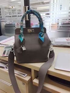 Tote Box